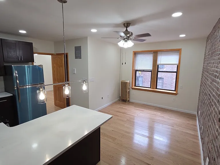 323 86th St #3H — Photo 4