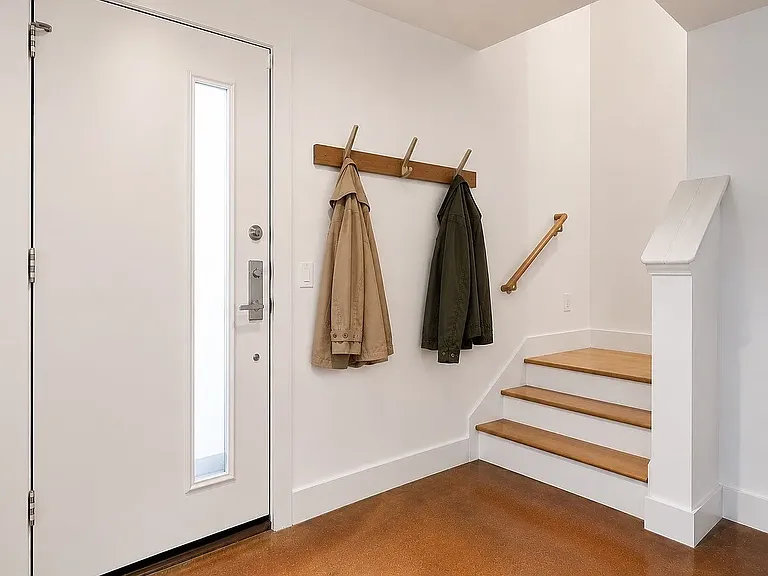 3930 Bowser Ave #10 — Photo 4