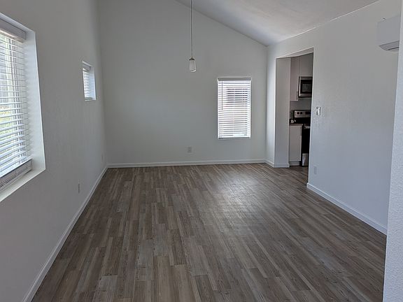 3rd image of 275 N Washington St APT 1
