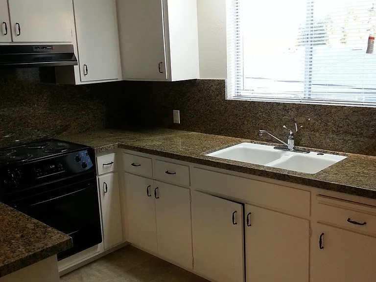 436 Vasquez Ct #1 — Photo 2