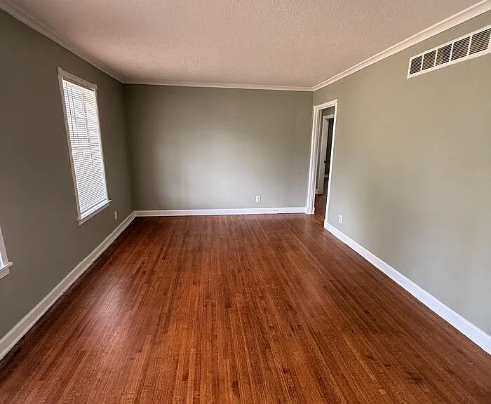 1724 Rockdale Ave — Photo 6