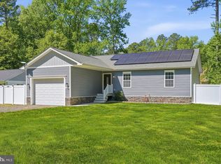 283 Shorewood Dr, Colonial Beach, VA 22443