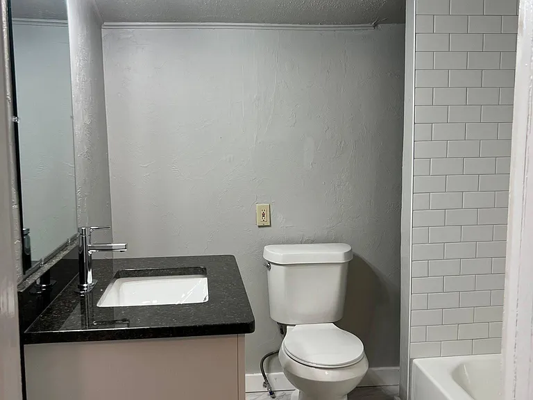 3921 N Youngs Blvd — Photo 17