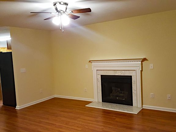 Family Room with Fireplace_2