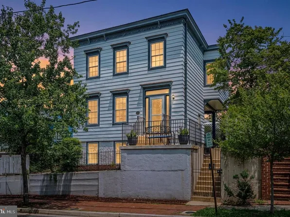 309 Princess Anne St, Fredericksburg, VA 22401