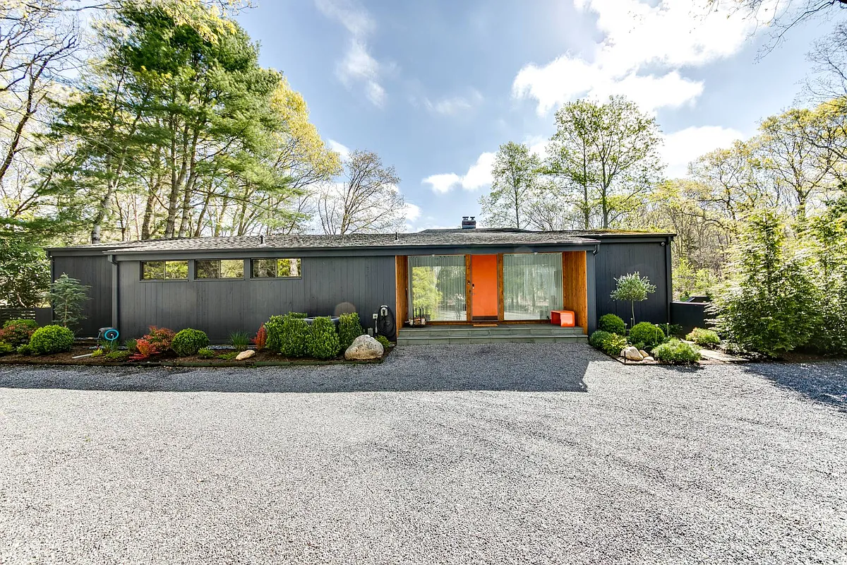 Building Photo - 628 Hands Creek Rd