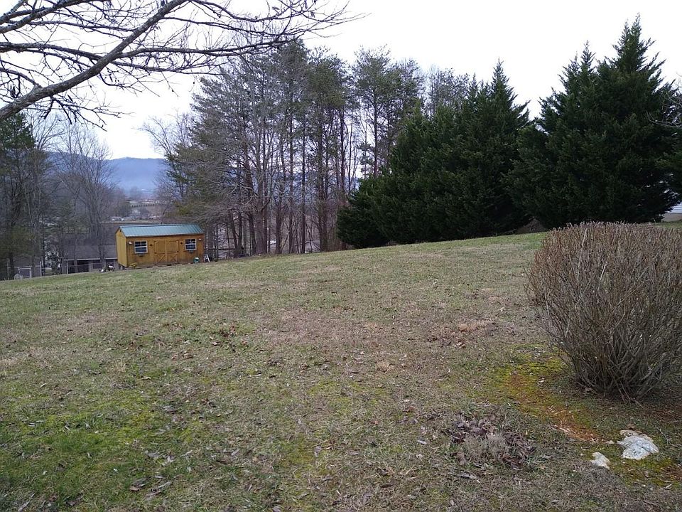 2nd image of Gail Ln