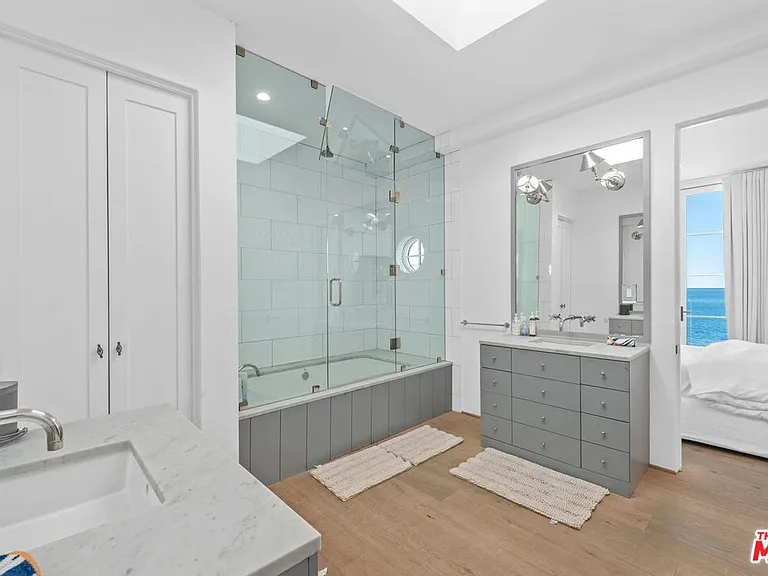 27212 Escondido Beach Rd — Photo 24