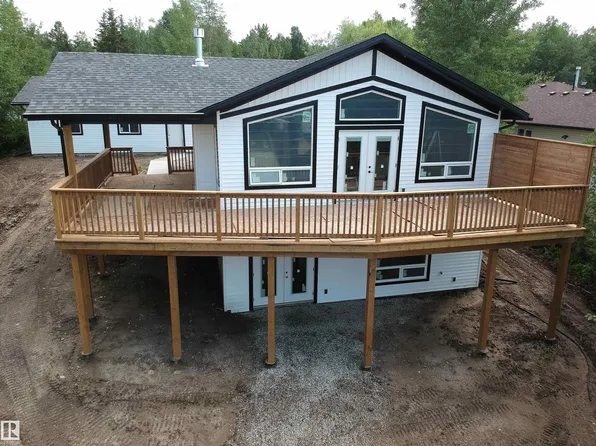 5539 Sunset Dr, Sunset Pt, AB T0E 0A0