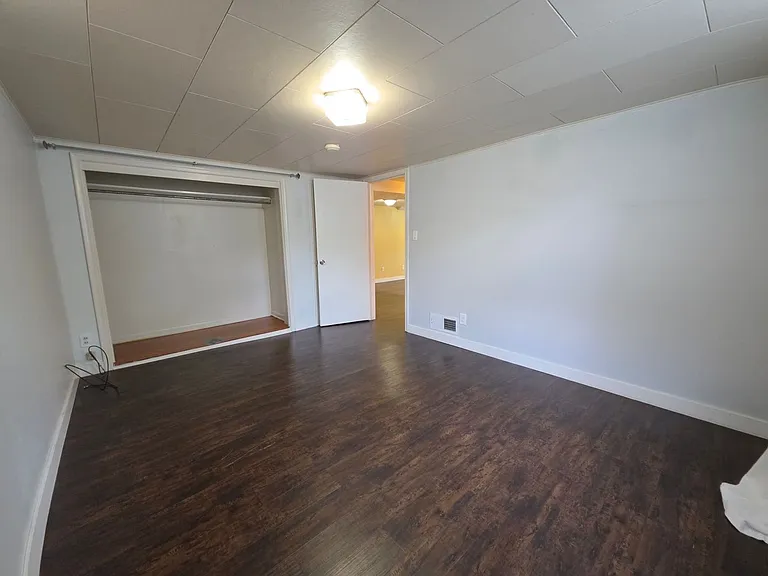 1221 E Crandall Ave #2 — Photo 11