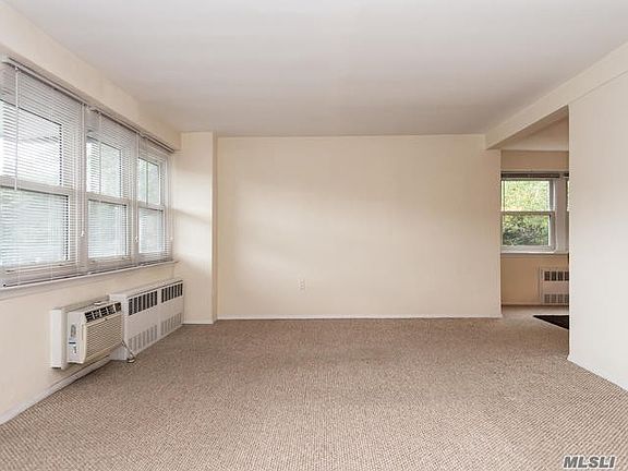 4th image of 30 Pearsall Ave APT 2L