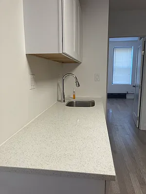 Rented by CC Managers INC | media 28