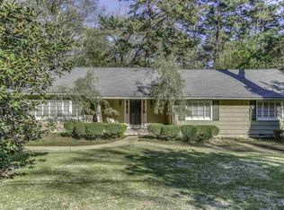 4120 Crestview Dr, Jackson, MS 39211