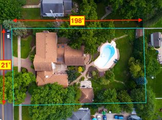 31 S Mill St, Naperville, IL 60540