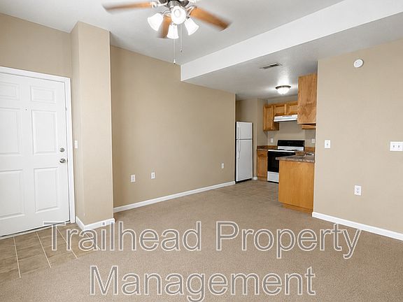 5th image of 215 S Hudson St APT C1