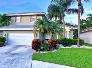 7677 Highlands Cir, Margate, FL 33063