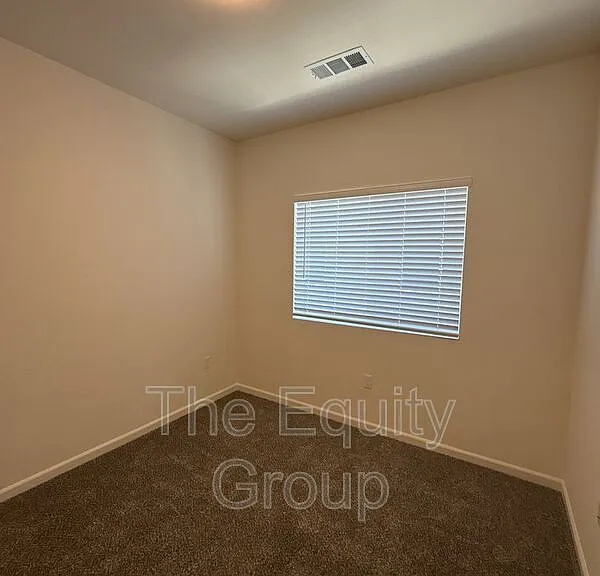 735 S Pinkham #105 — Photo 25