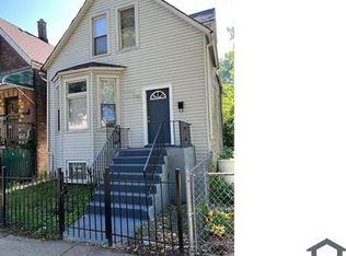 7926 S Escanaba Ave, Chicago, IL 60617