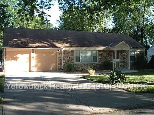 2311 W 79th St, Prairie Village, KS 66208