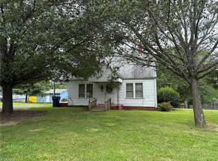 315 Ferguson St, Randleman, NC 27317