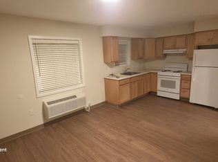 1420 W Kirkwood Ave #103, Bloomington, IN 47404