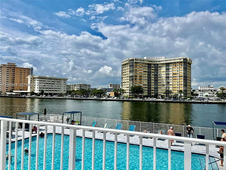 1849 S Ocean Dr #0 — Photo 40