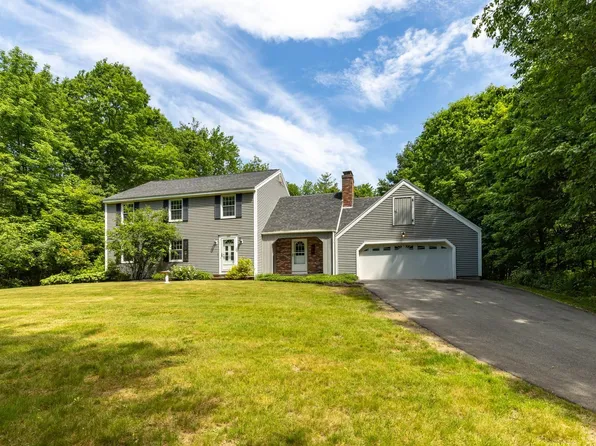 209 Long Hill Road, Dover, NH 03820