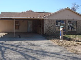 309 W 16th St, Robert Lee, TX 76945