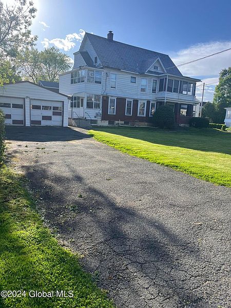 3rd image of 705 Grand Street