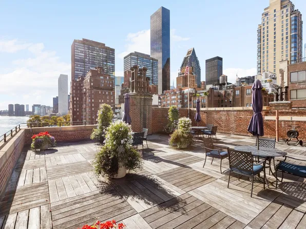 455 East 51st Street image 13 of 16