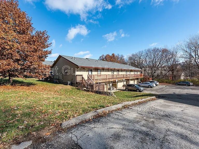 7009 N Chas Dr — Photo 45