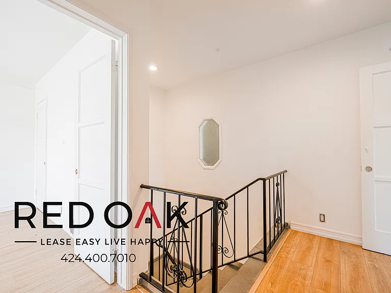 1437 Selby Ave #1437 — Photo 16