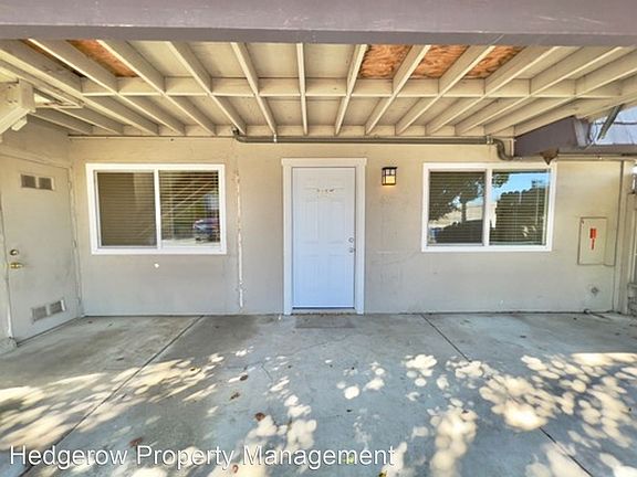 3rd image of 3157 Solano Ave