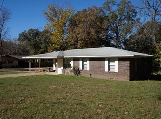 522 Cherokee Trce, Athens, TX 75751