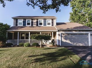6026 Hawthorne Dr, Sylvania, OH 43560