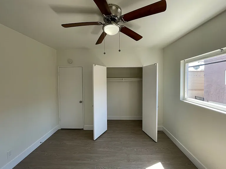 1101 Saint Louis Ave #7 — Photo 40