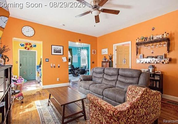 4th image of 1204 Junction St