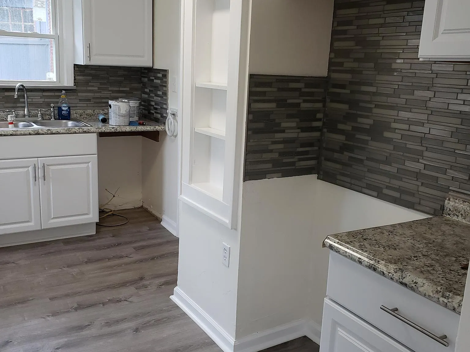 3 bed, 1400 sqft, $1,200 — Photo 1