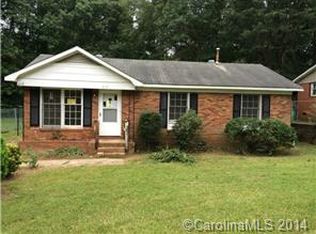 717 Dunbrook Ln, Charlotte, NC 28217