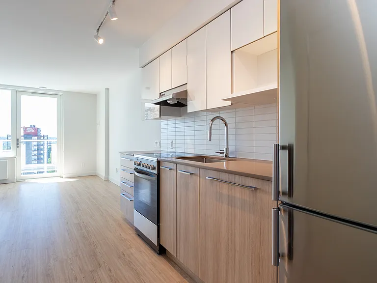 1108 Pendrell St — Photo 14