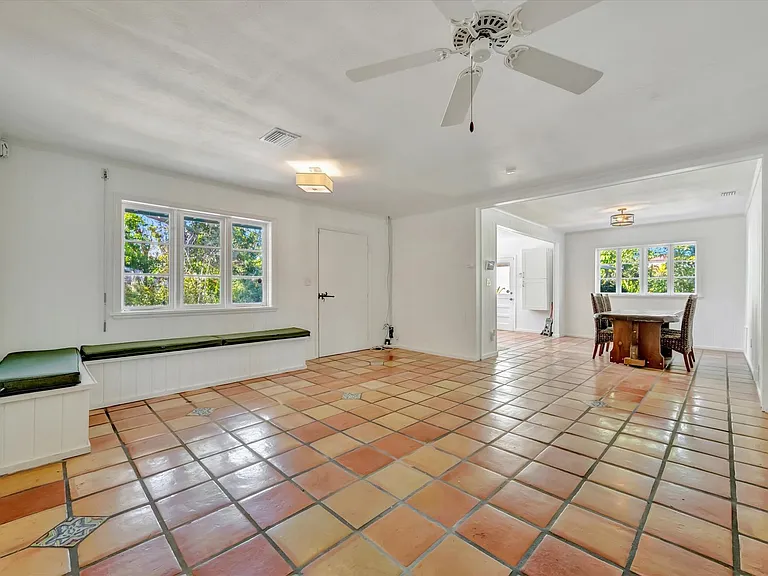 4237 Higel Ave — Photo 19