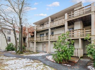 800 Bearses Way #4EC, Barnstable, MA 02630