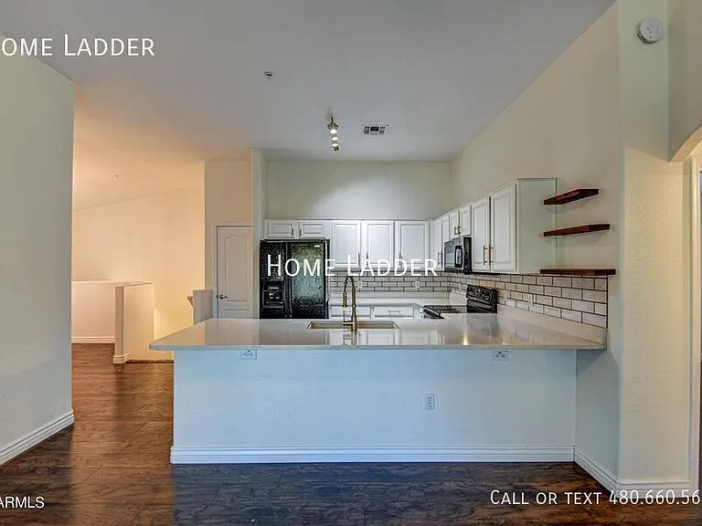 2250 E Deer Valley Rd #26 — Photo 8