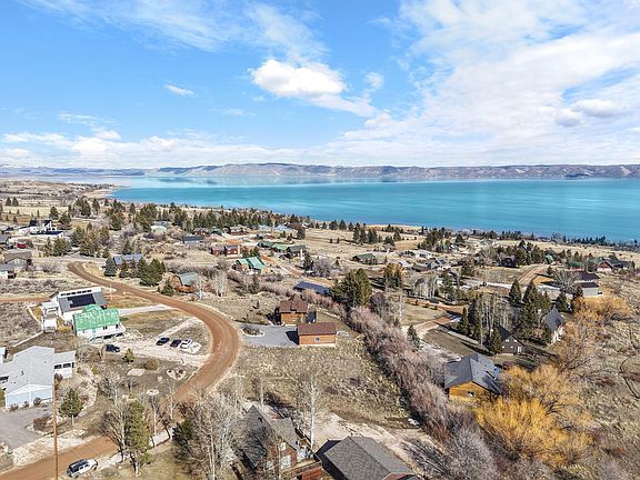 4th image of 321 Lewis Loop