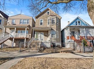 2922 E 97th St, Chicago, IL 60617