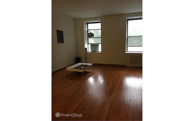 Rented by Douglas Elliman | media 7