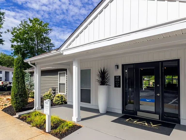 Leasing Office