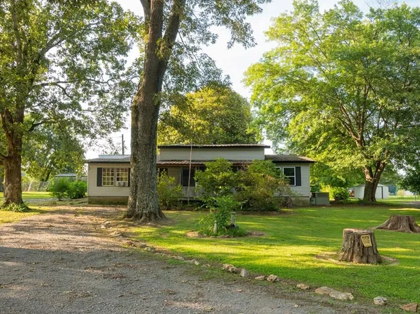 7885 S Smith Chapel Rd, Cookeville, TN 38501