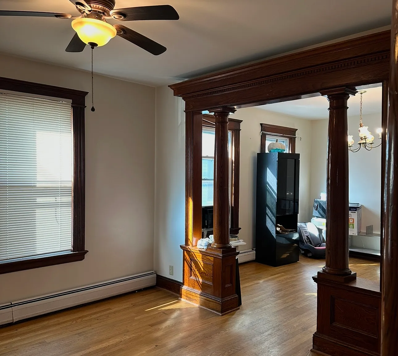3 bed, 1040 sqft, $1,650 — Photo 2