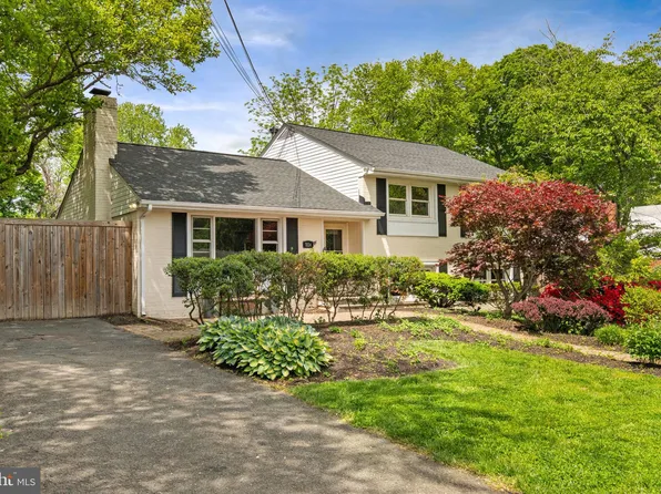 7024 Statendam Ct, Mc Lean, VA 22101